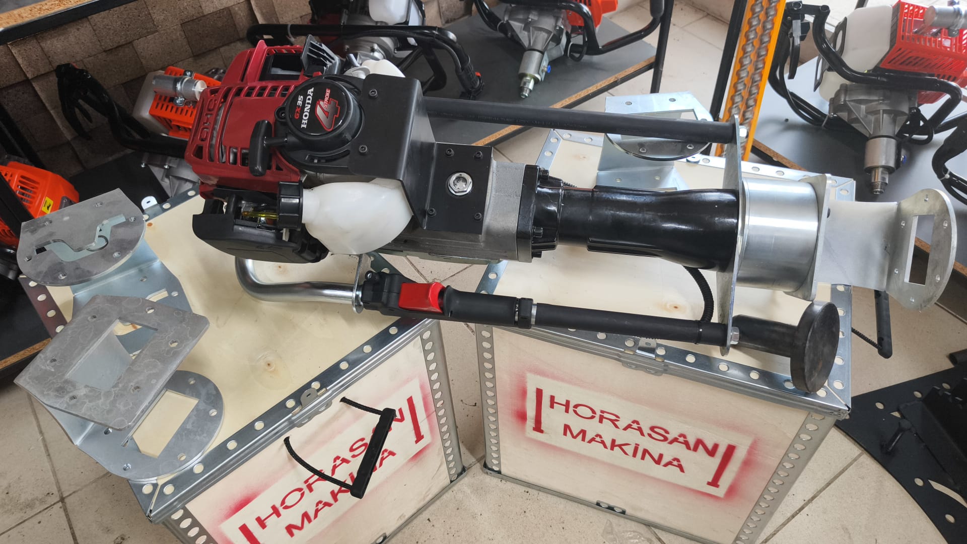 Honda Kazık Çakma Makinası